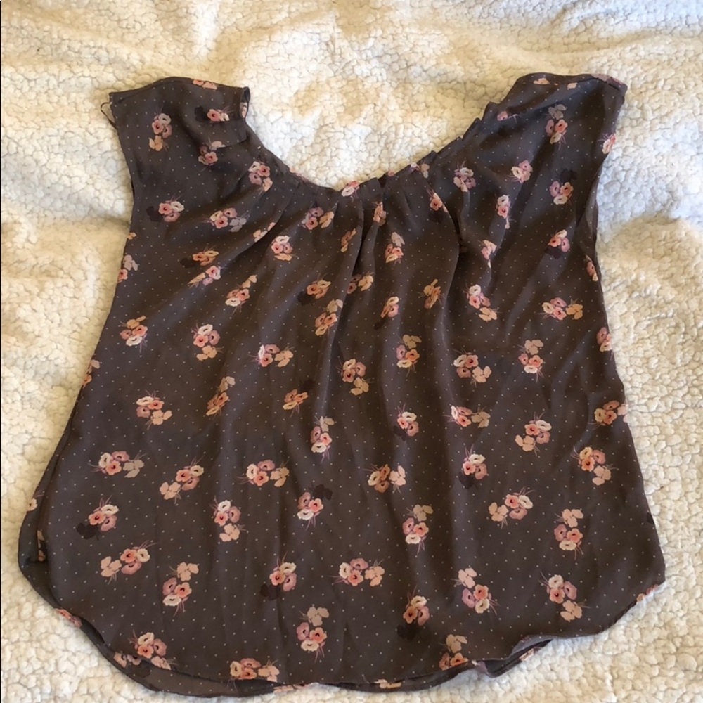 Floral short sleeve shirt